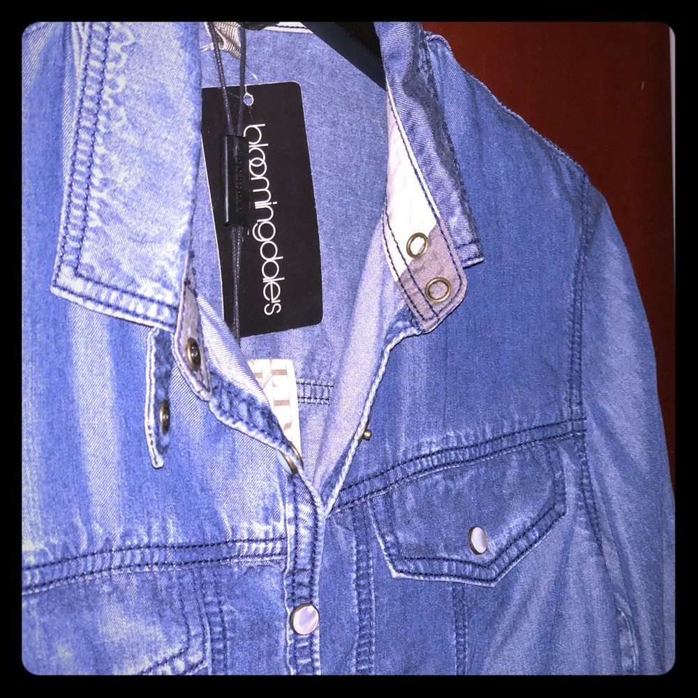 Burberry Denim Pearl Button Button Up XS